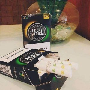 lucky strike 2 bấm vàng